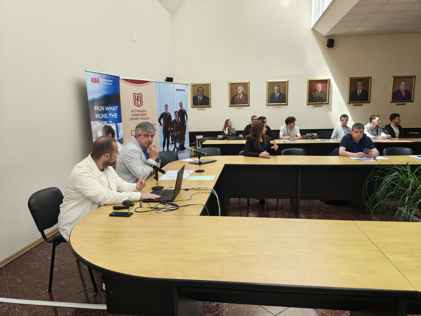 Conference photo 30
