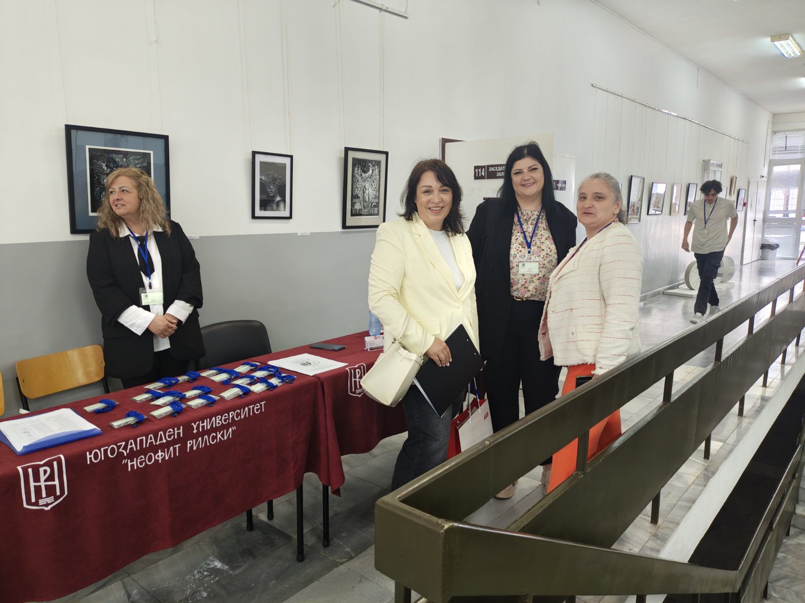 Conference photo 33