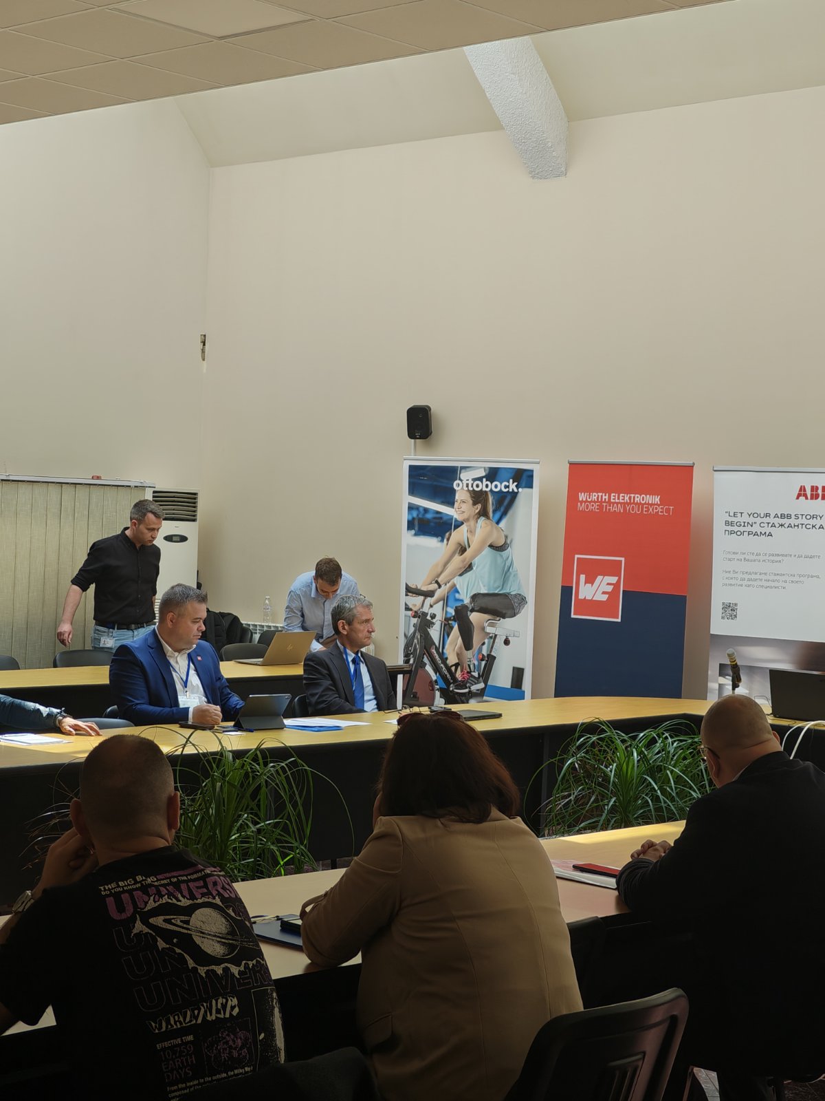 Conference photo 55