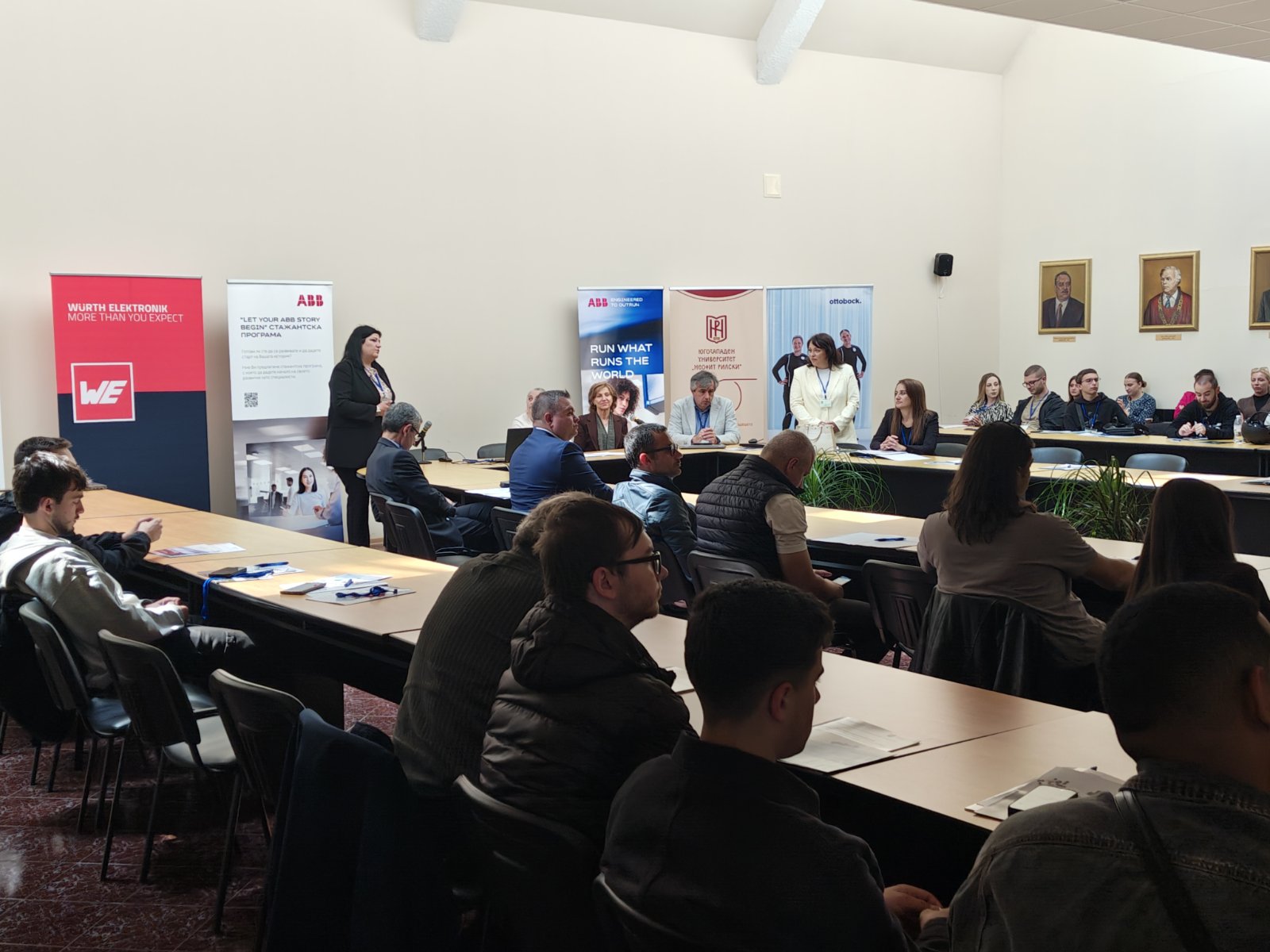 Conference photo 64